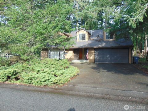 Photo of 7209 Turquoise Drive SW, Lakewood, WA 98498 (MLS # 2478243)