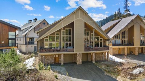 Photo of 1 Kendall Peak Way, Snoqualmie Pass, WA 98068 (MLS # 2519833)