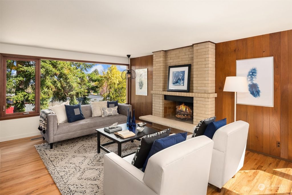 Photo of 4614 S Ferdinand Street, Seattle, WA 98118 (MLS # 2056629)