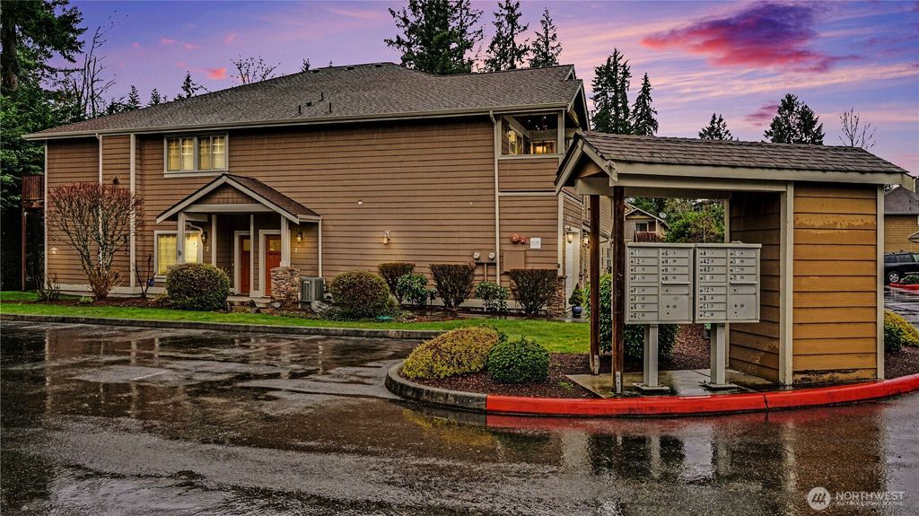 Photo of 21900 SE 242nd Street #B1, Maple Valley, WA 98038 (MLS # 2490574)