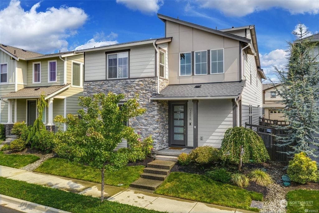 Photo of 32850 Pine Avenue SE, Black Diamond, WA 98010 (MLS # 2203995)