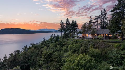 Photo of 4034 Edith Point Road, Anacortes, WA 98221 (MLS # 2528541)