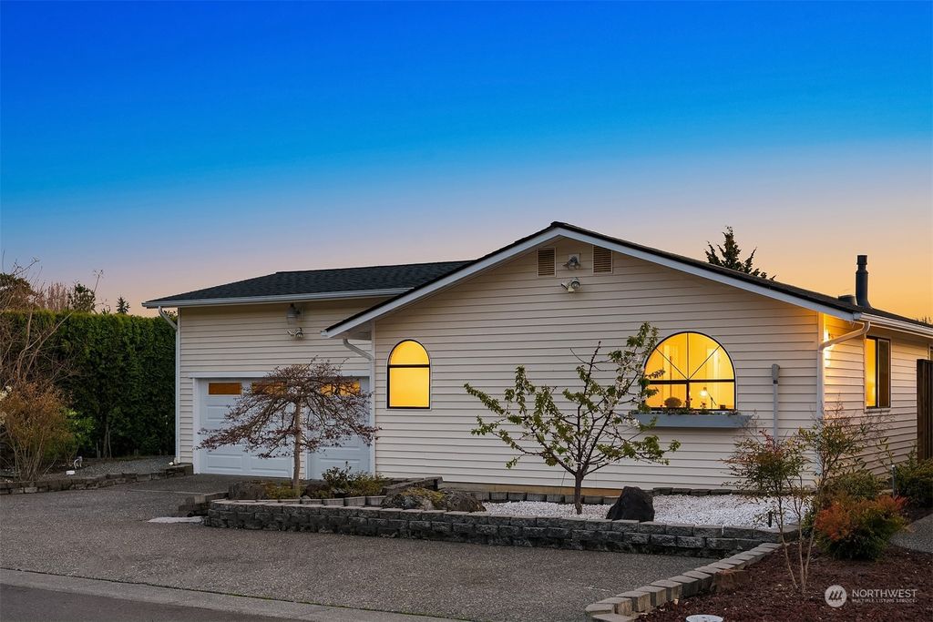 Photo of 23722 Lake Drive E, Bothell, WA 98021 (MLS # 2061312)