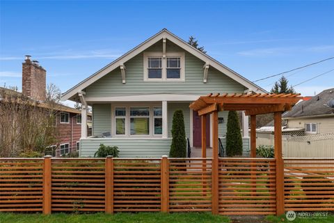 Photo of 4215 S Holly Street, Seattle, WA 98118 (MLS # 2486799)