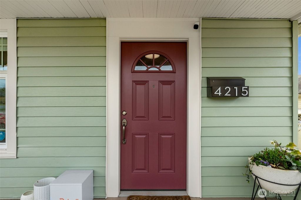 Photo of 4215 S Holly Street, Seattle, WA 98118 (MLS # 2486799)