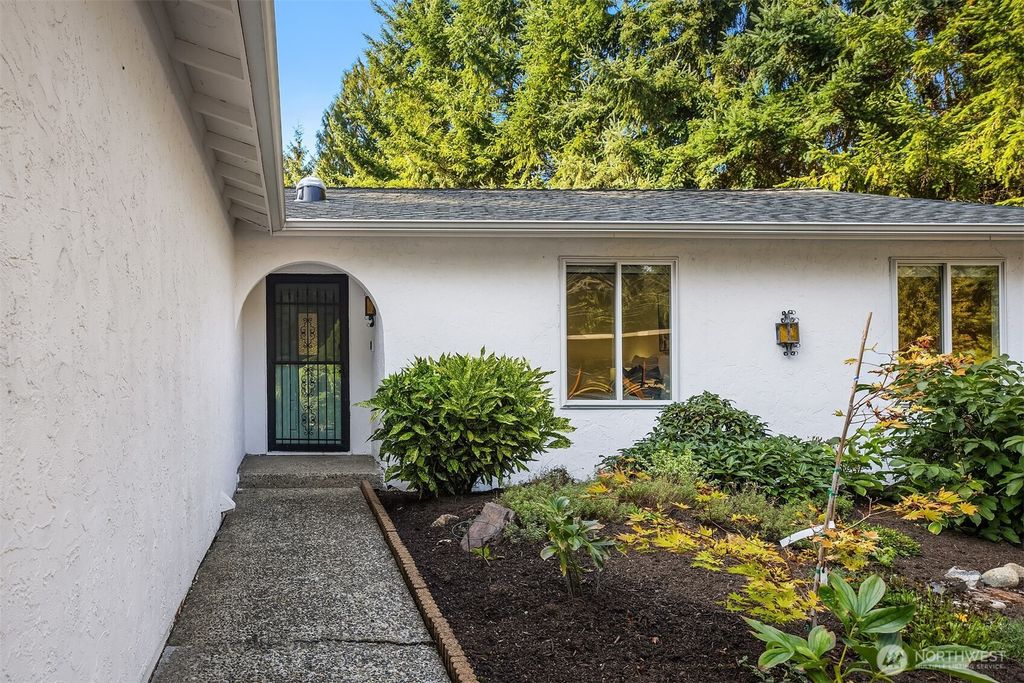 Photo of 19125 156th Avenue NE, Woodinville, WA 98072 (MLS # 2437525)
