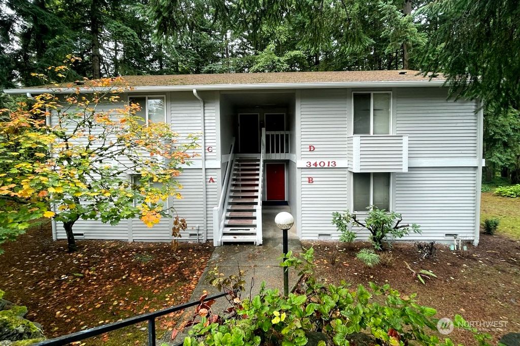 Photo of 34013 1st Circle S, Federal Way, WA 98003 (MLS # 2170515)