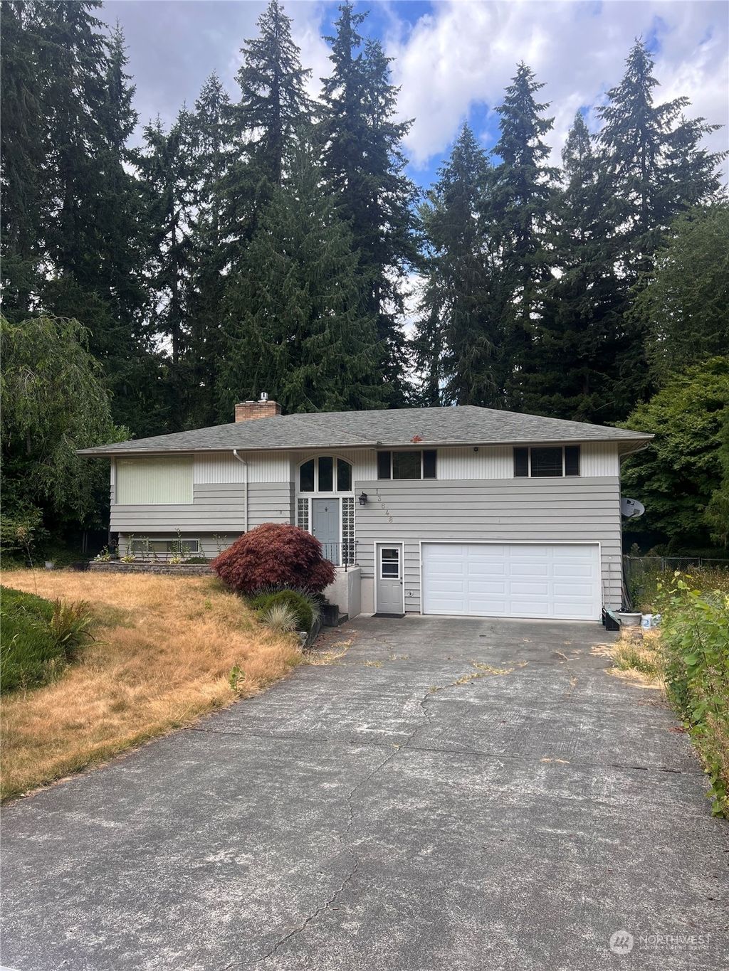Photo of 13648 SE 180th Street, Renton, WA 98058 (MLS # 2270464)