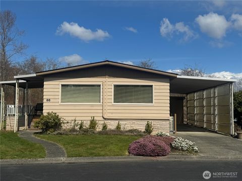 Photo of 2725 E Fir Street #88, Mount Vernon, WA 98273 (MLS # 2499369)