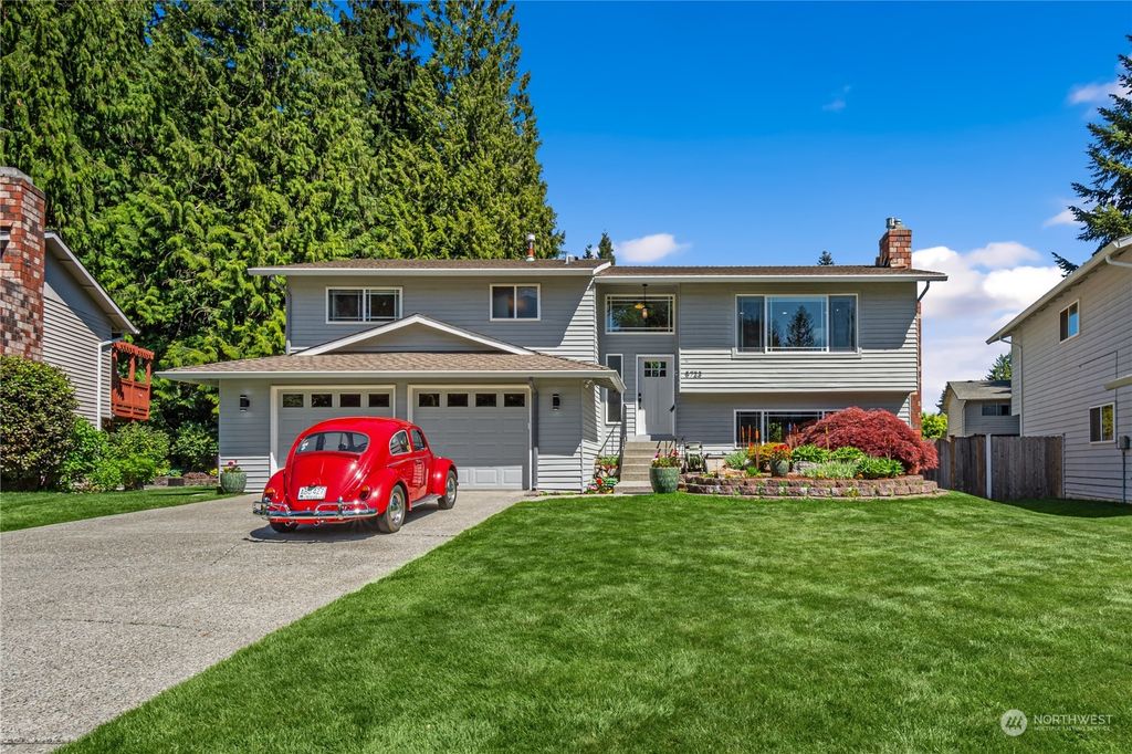 Photo of 5723 141st Place SE, Everett, WA 98208 (MLS # 2230936)
