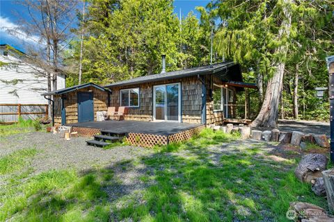 37 Butterfly Lane Pacific Beach WA 98571