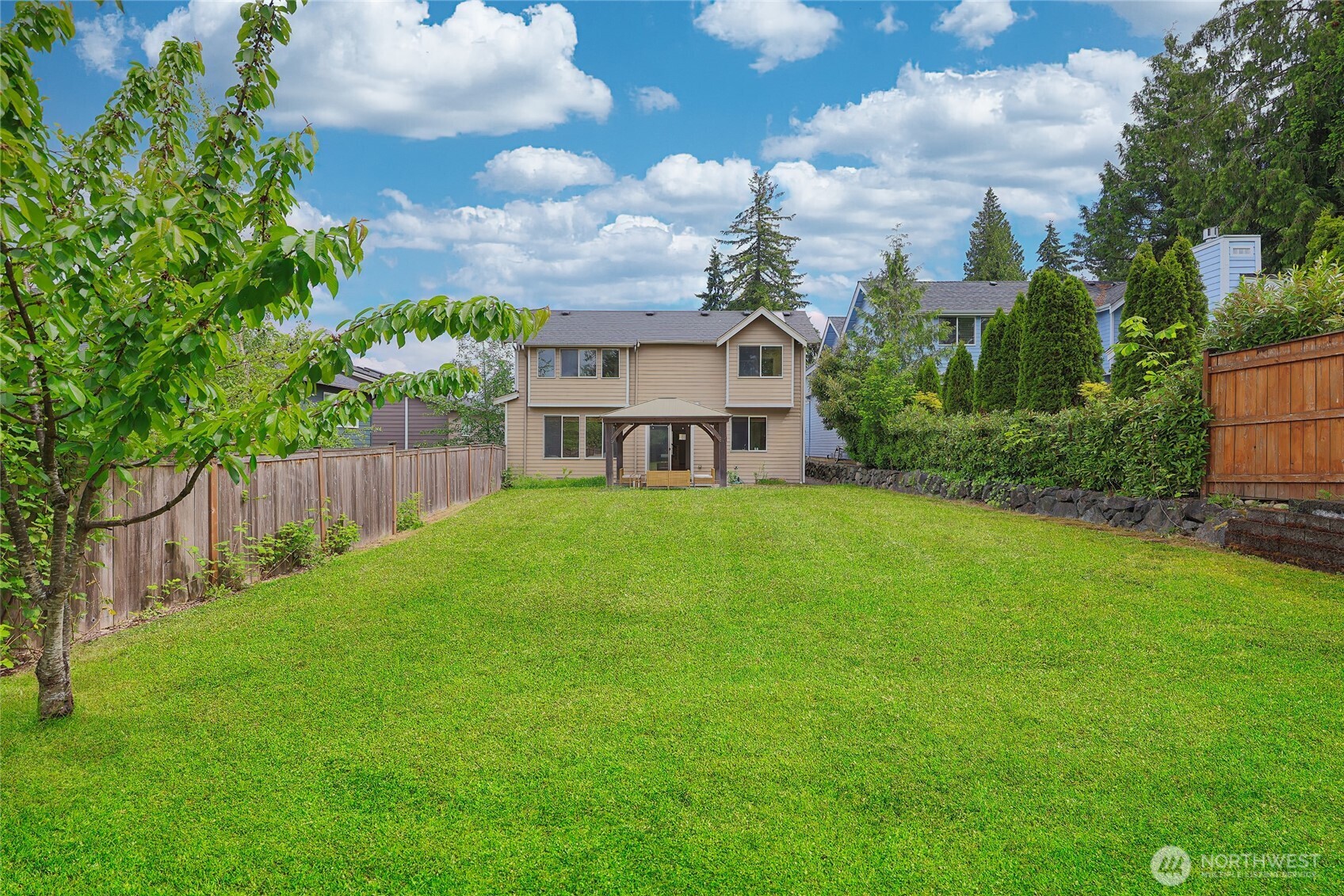 16311 Simonds Road NE