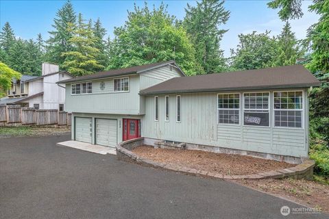 Photo of 162 Monticello Drive, Longview, WA 98632 (MLS # 2390578)
