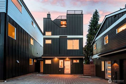 318 N 84th Street Seattle WA 98103