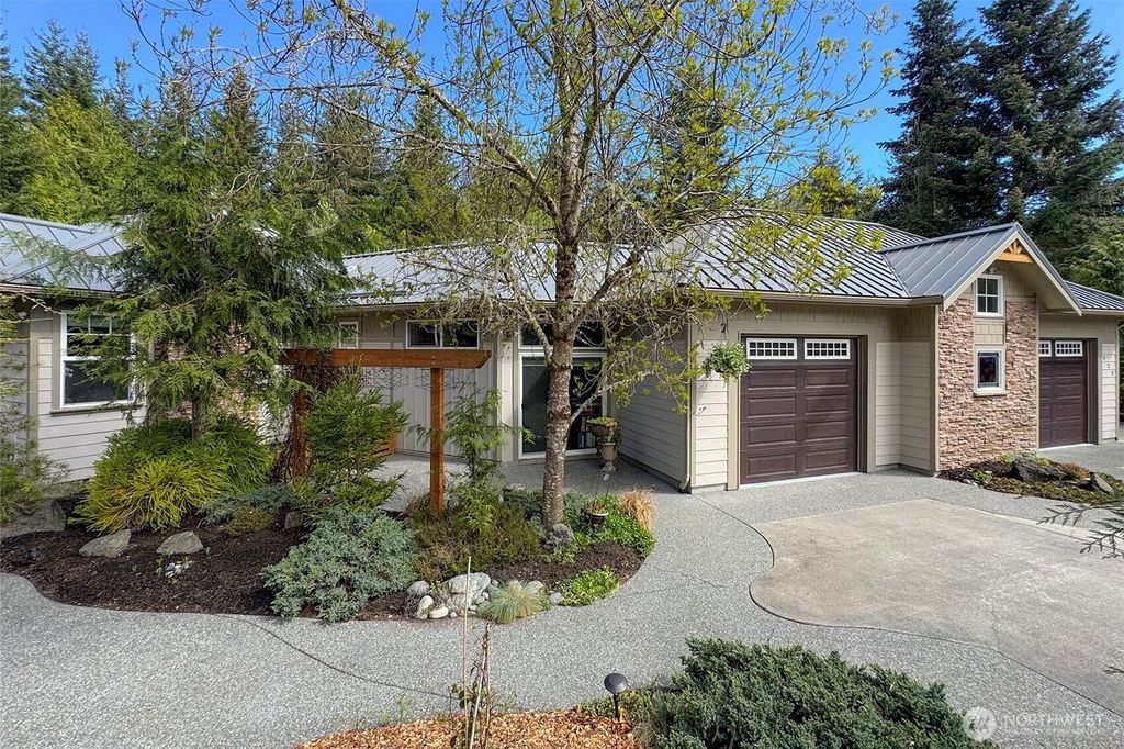 Photo of 123 Headwaters Lane, Port Angeles, WA 98362 (MLS # 2510504)