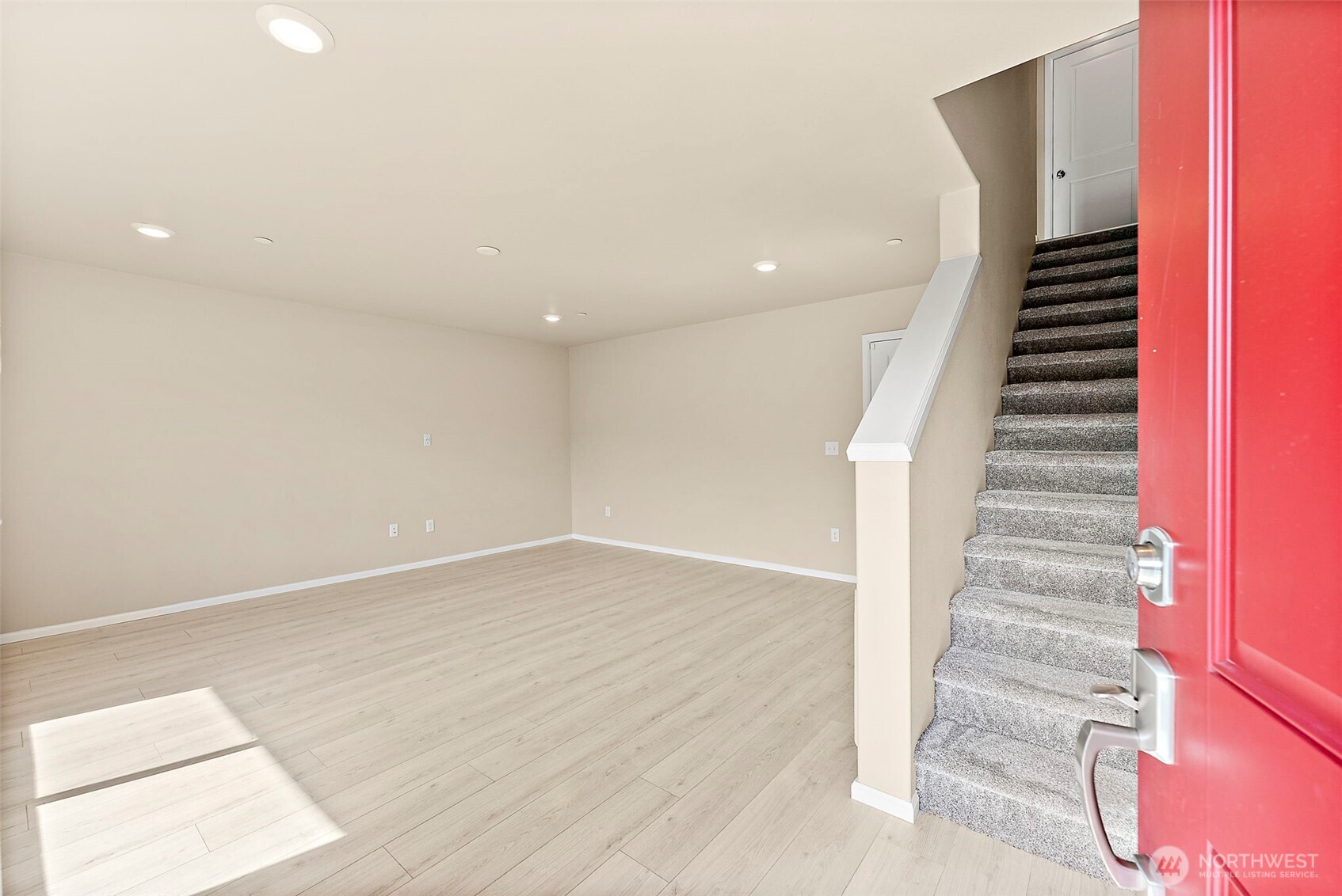 17525 110th Avenue E F