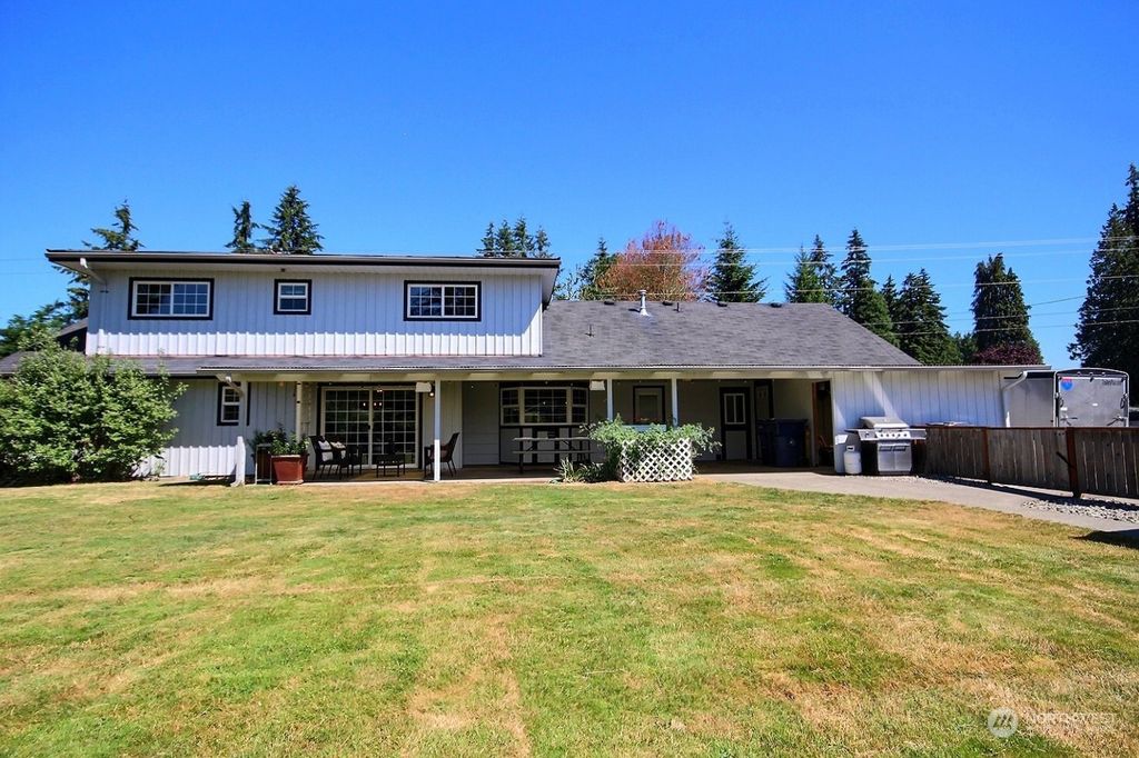 Photo of 5004 88th Street NE, Marysville, WA 98270 (MLS # 2271635)