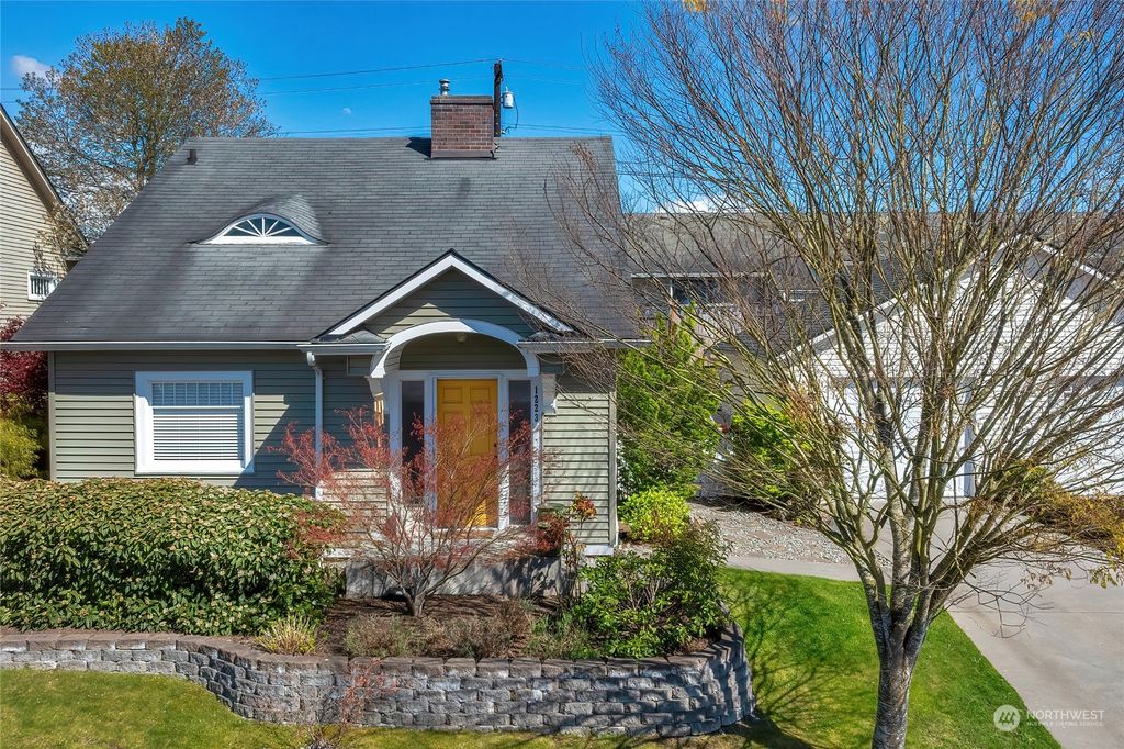 Photo of 1223 Donovan Lane, Everett, WA 98201 (MLS # 2239864)