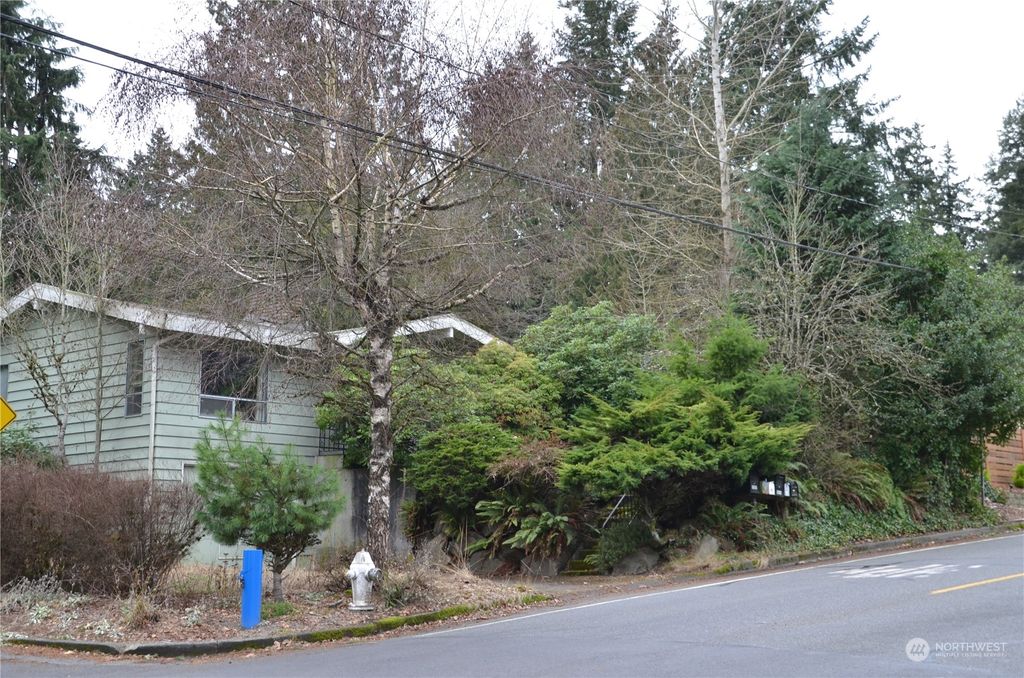 Photo of 9247 NE 180th Street, Bothell, WA 98011 (MLS # 2026096)