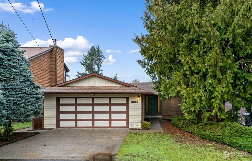 Photo of 8210 S 114th Street, Seattle, WA 98178 (MLS # 2199476)