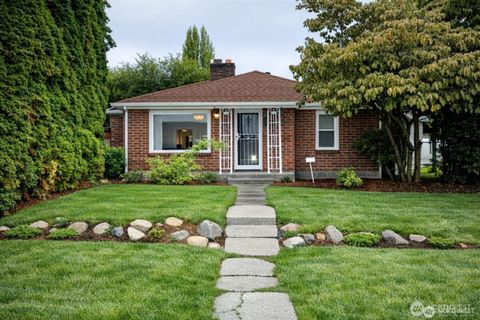 Photo of 12037 71st Avenue S, Seattle, WA 98178 (MLS # 2433539)