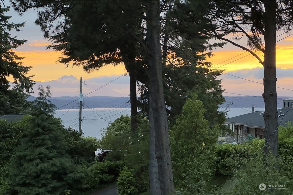 Photo of 5121 SW Pritchard Street, Seattle, WA 98116 (MLS # 2322723)