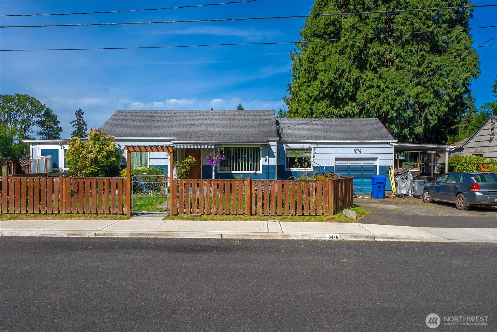 8446 E B Street