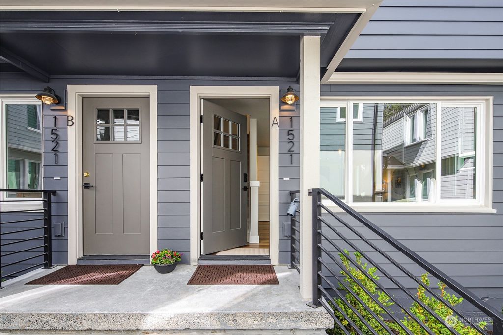 Photo of 1521 A 44th Avenue SW, Seattle, WA 98116 (MLS # 2221017)