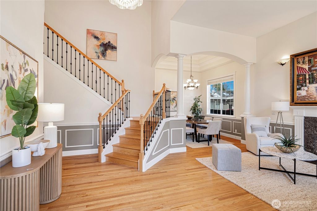 Photo of 11727 17 Avenue NE, Seattle, WA 98125 (MLS # 2338408)