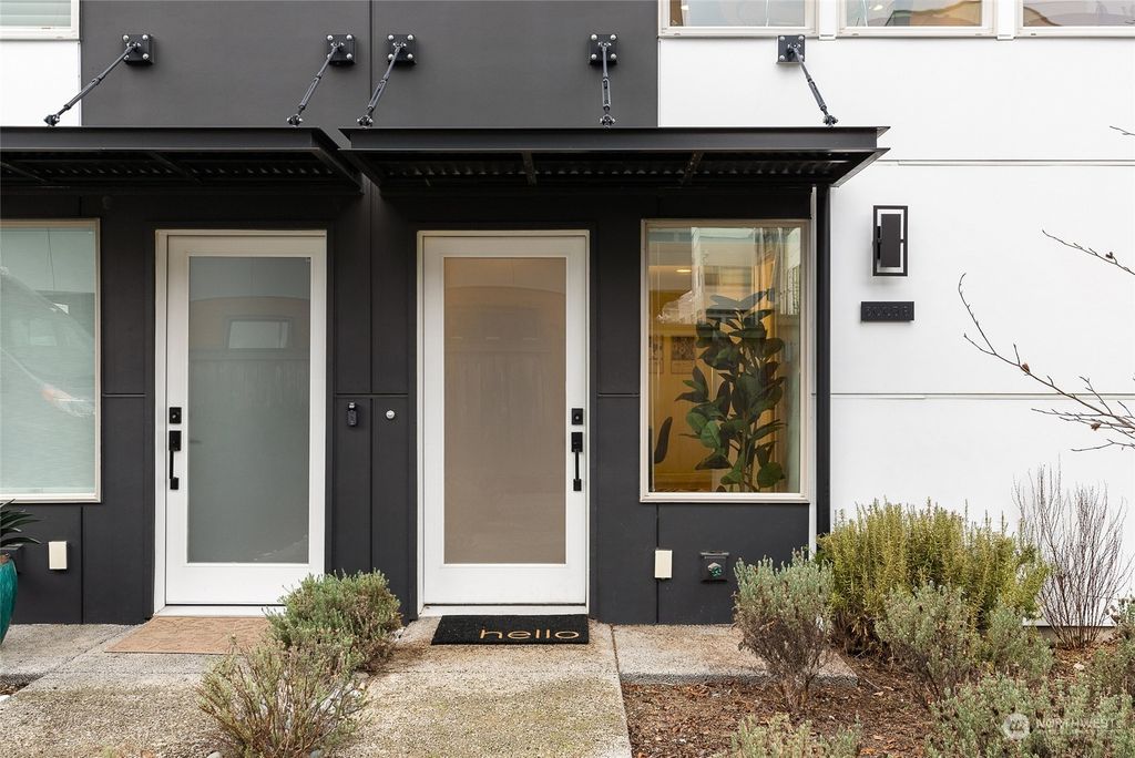 Photo of 3005 62nd Avenue SW #B, Seattle, WA 98116 (MLS # 2024045)