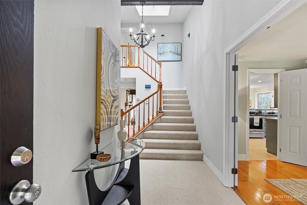 Photo of 16803 6th Avenue SW, Normandy Park, WA 98166 (MLS # 2454413)