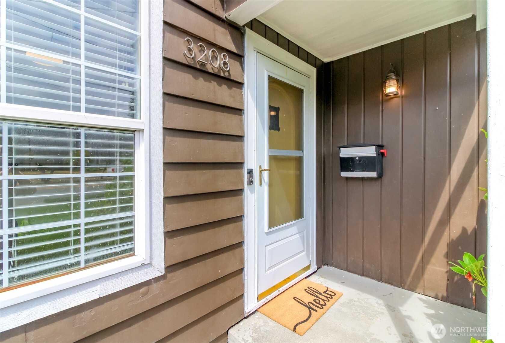 3208 Porter Street