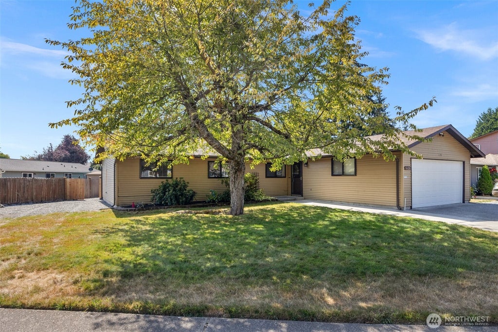 Photo of 5628 95th Street NE, Marysville, WA 98270 (MLS # 2573111)