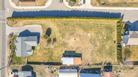 Photo of 225 N Nile Avenue, East Wenatchee, WA 98802 (MLS # 2484230)