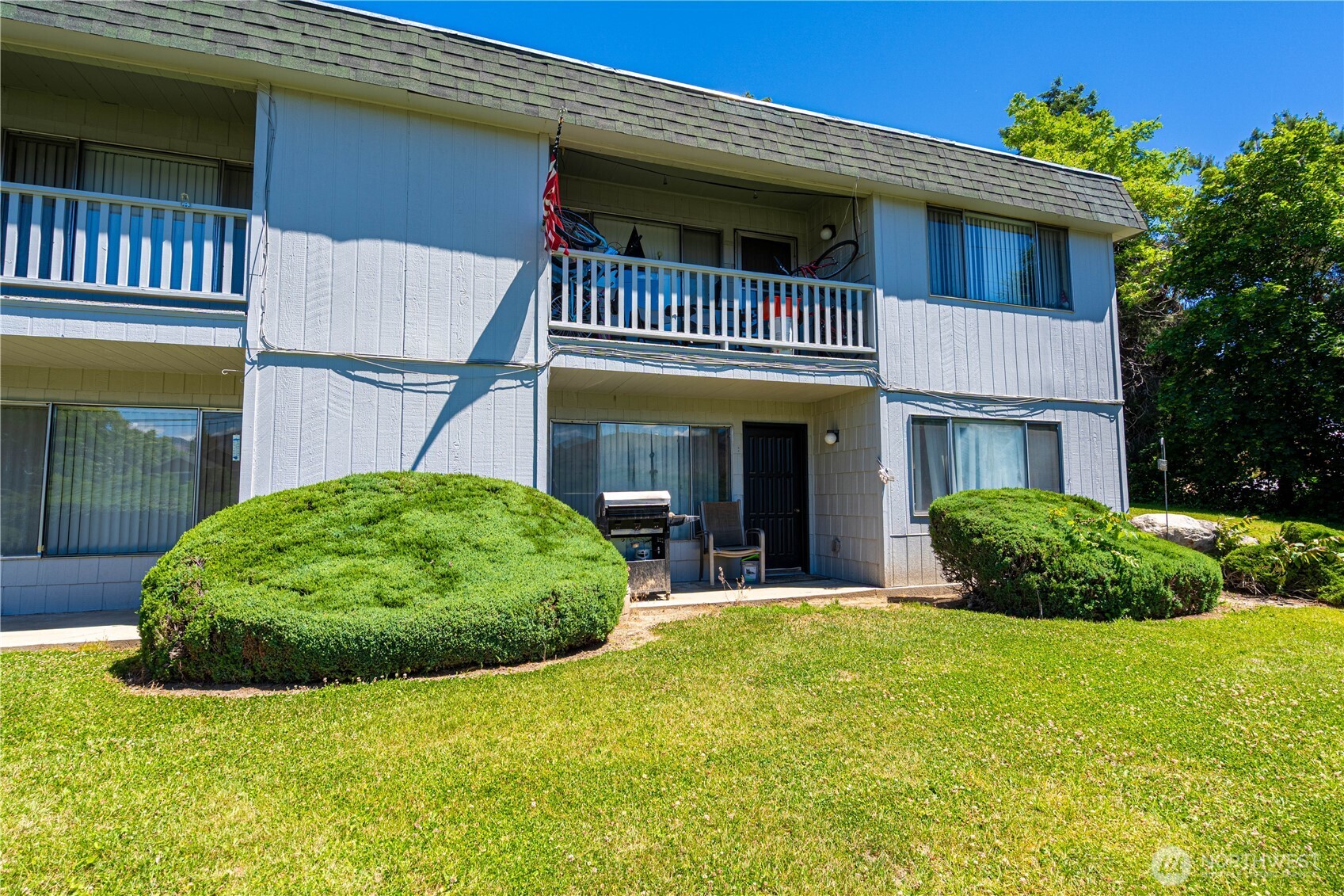 933 N Baker Avenue 1-16