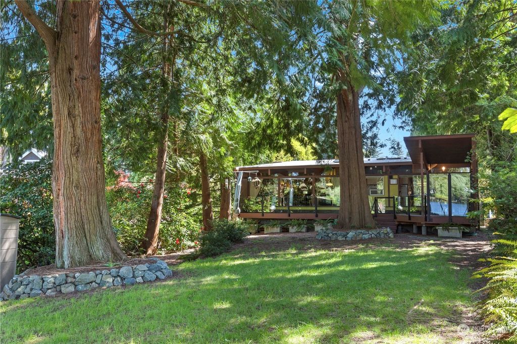 Photo of 2166 N 122nd Place, Seattle, WA 98133 (MLS # 2064902)