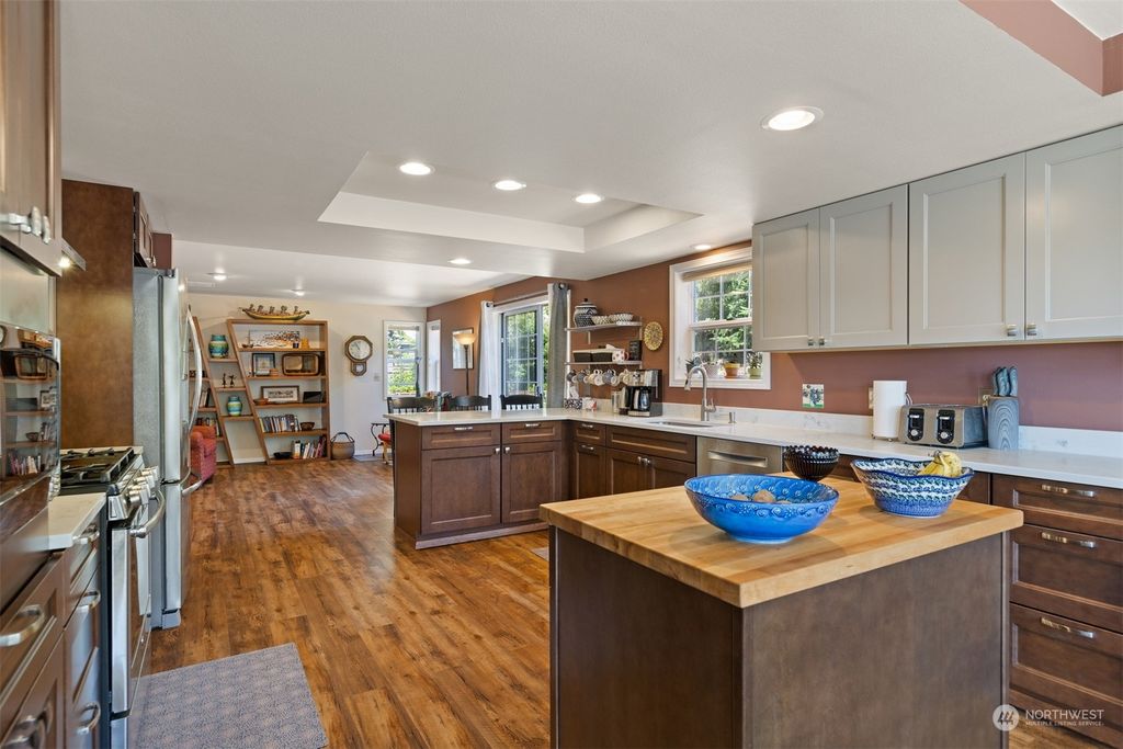 listing image 9364584028987103525