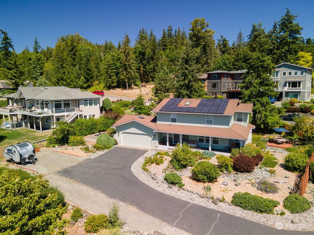 listing image 9367638382876385876