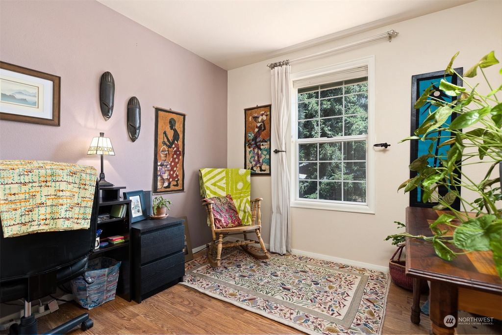 listing image 9363694515733010181