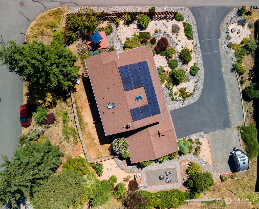 listing image 9369181036176865727