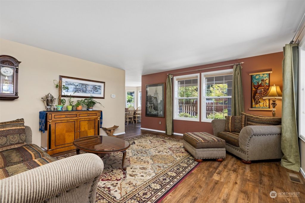 listing image 9361340633603538858