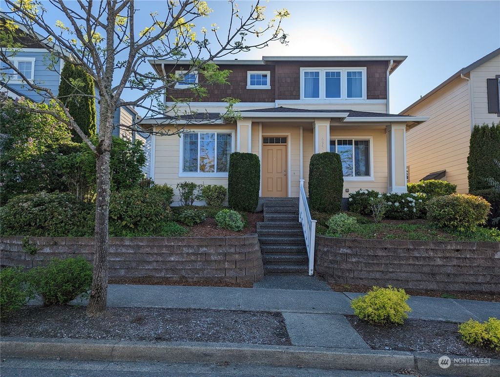 Photo of 16950 Woodside Drive SE, Renton, WA 98058 (MLS # 2066898)