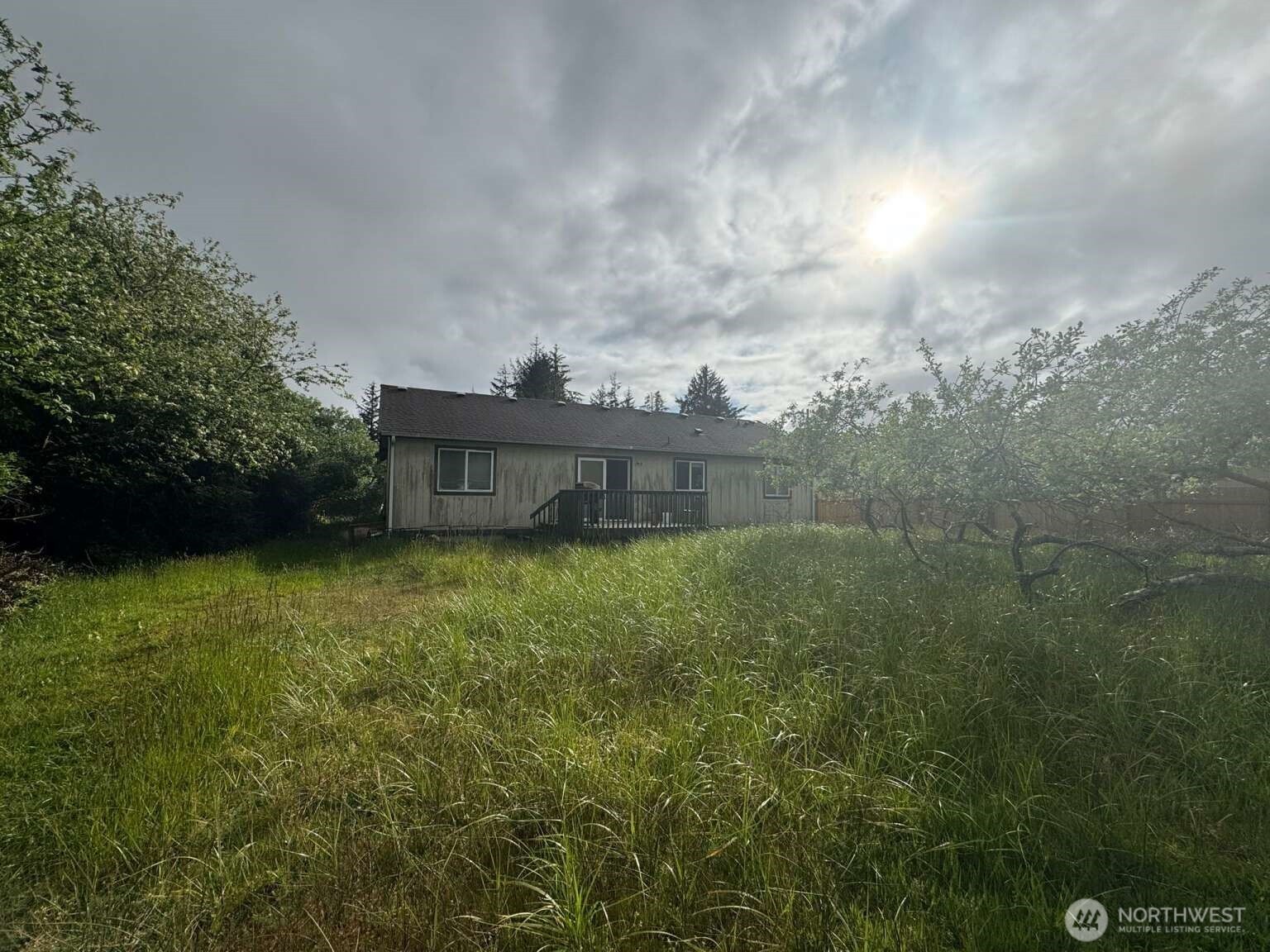 368 Snahapish Avenue SE