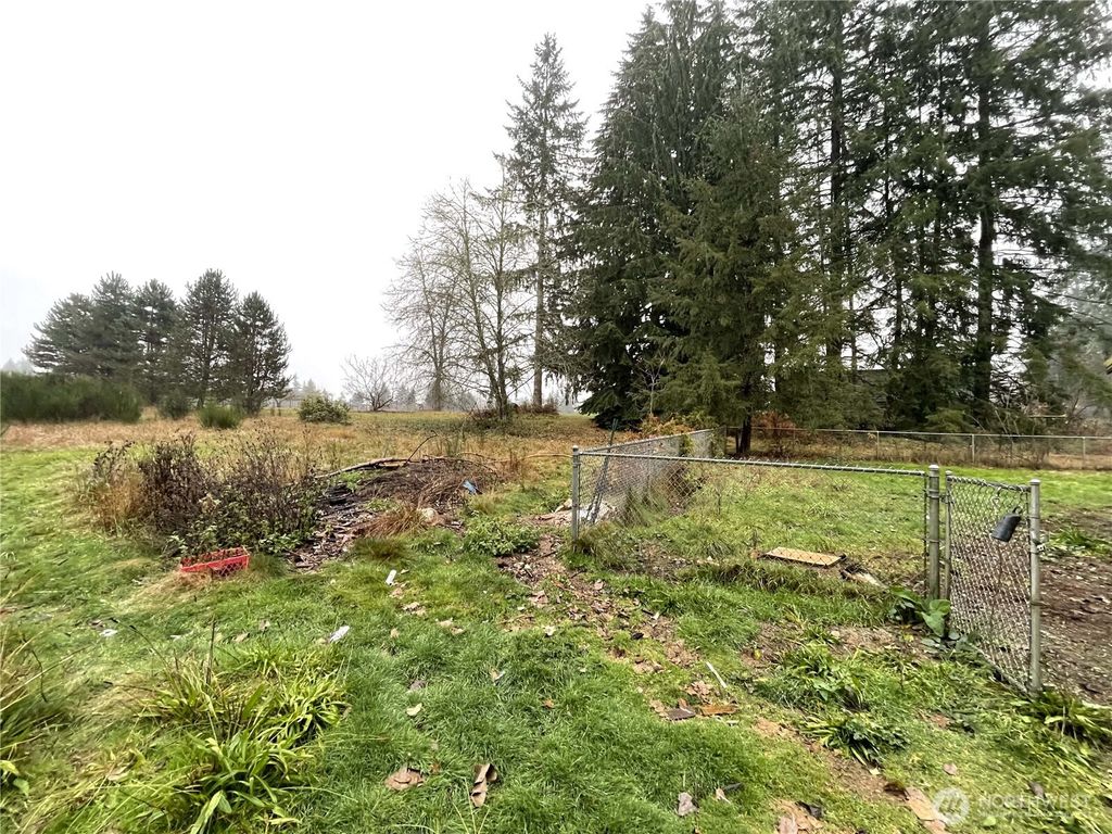 Photo of 459 Cinebar #B Road, Onalaska, WA 98570 (MLS # 2463836)