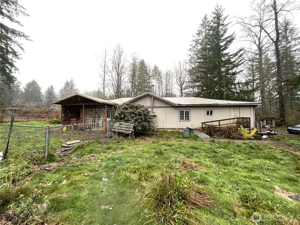 Photo of 459 Cinebar #B Road, Onalaska, WA 98570 (MLS # 2463836)