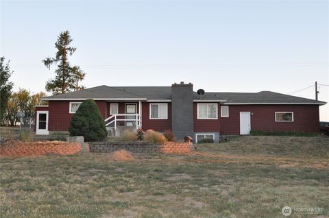 Photo of 37413 Main Street E, Davenport, WA 99122 (MLS # 2423784)