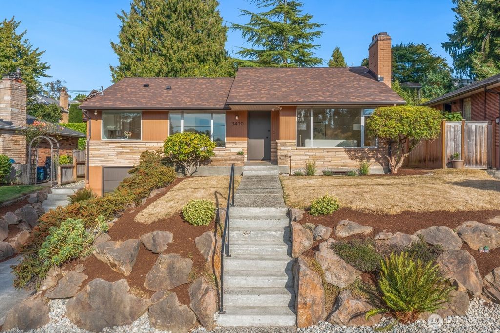 Photo of 3430 40th Avenue W, Seattle, WA 98199 (MLS # 2435184)