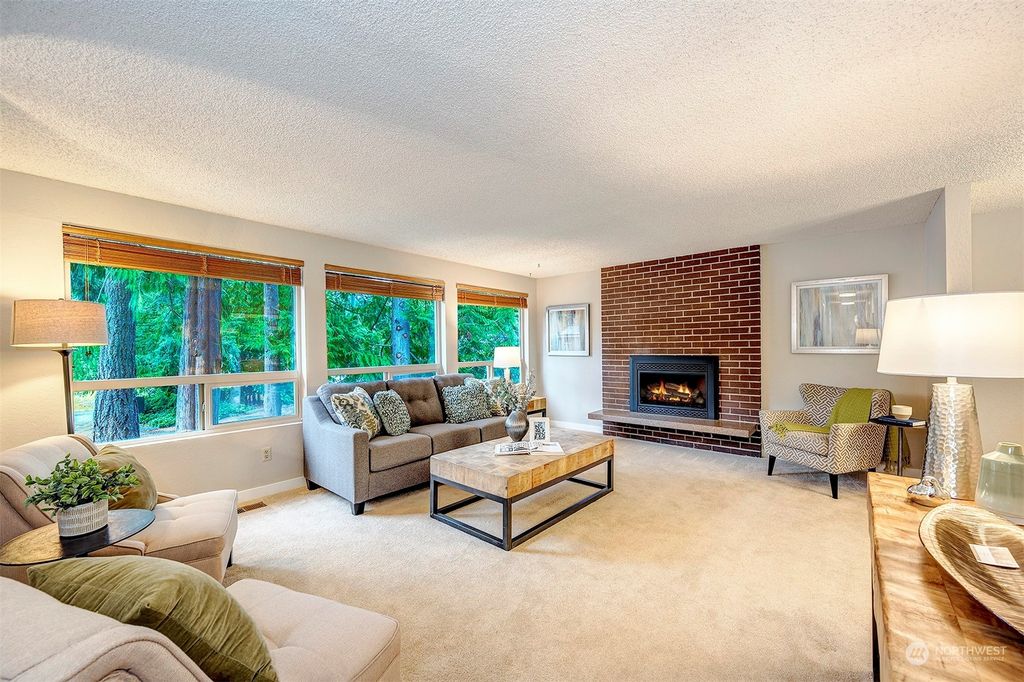 Photo of 4926 99th Street SW, Mukilteo, WA 98275 (MLS # 2184454)