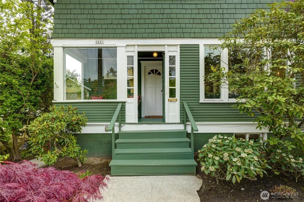 Photo of 2821 NW 65th Street, Seattle, WA 98117 (MLS # 2510356)