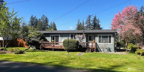 Photo of 10029 Whitecap Drive NE, Olympia, WA 98502 (MLS # 2515589)
